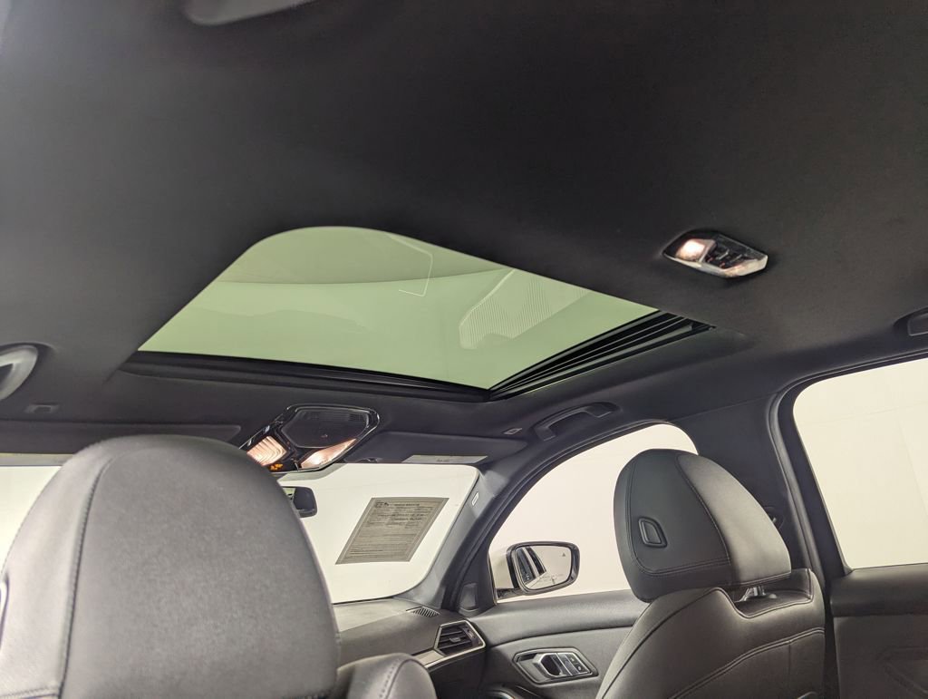 Used 2020 BMW 330i Sedan w/ Convenience Package image 14