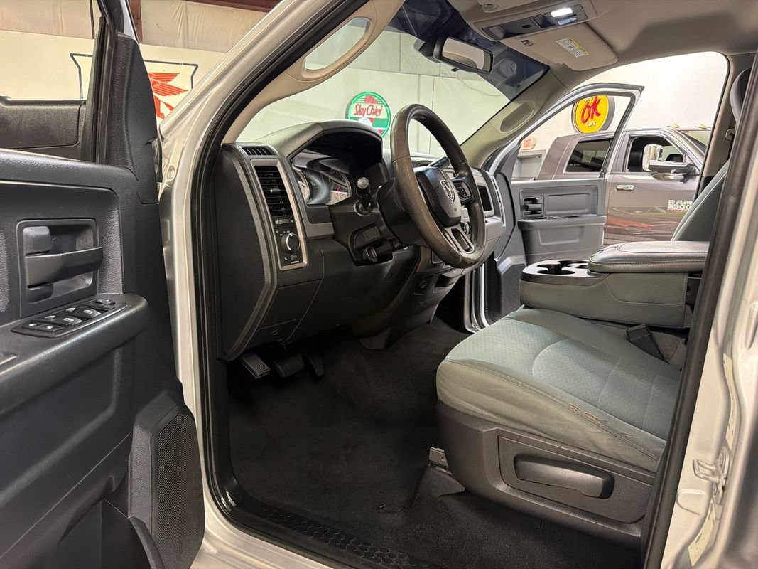 Used 2016 RAM 2500 Tradesman w/ Chrome Appearance Group AWD/4WD image 22