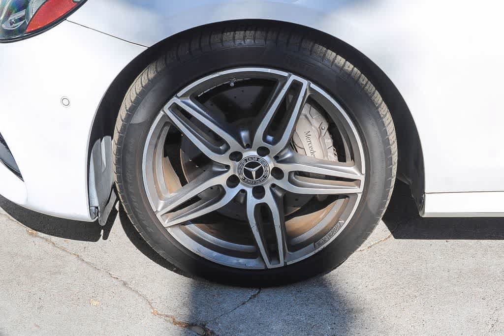 Used 2018 Mercedes-Benz E 300 image 9