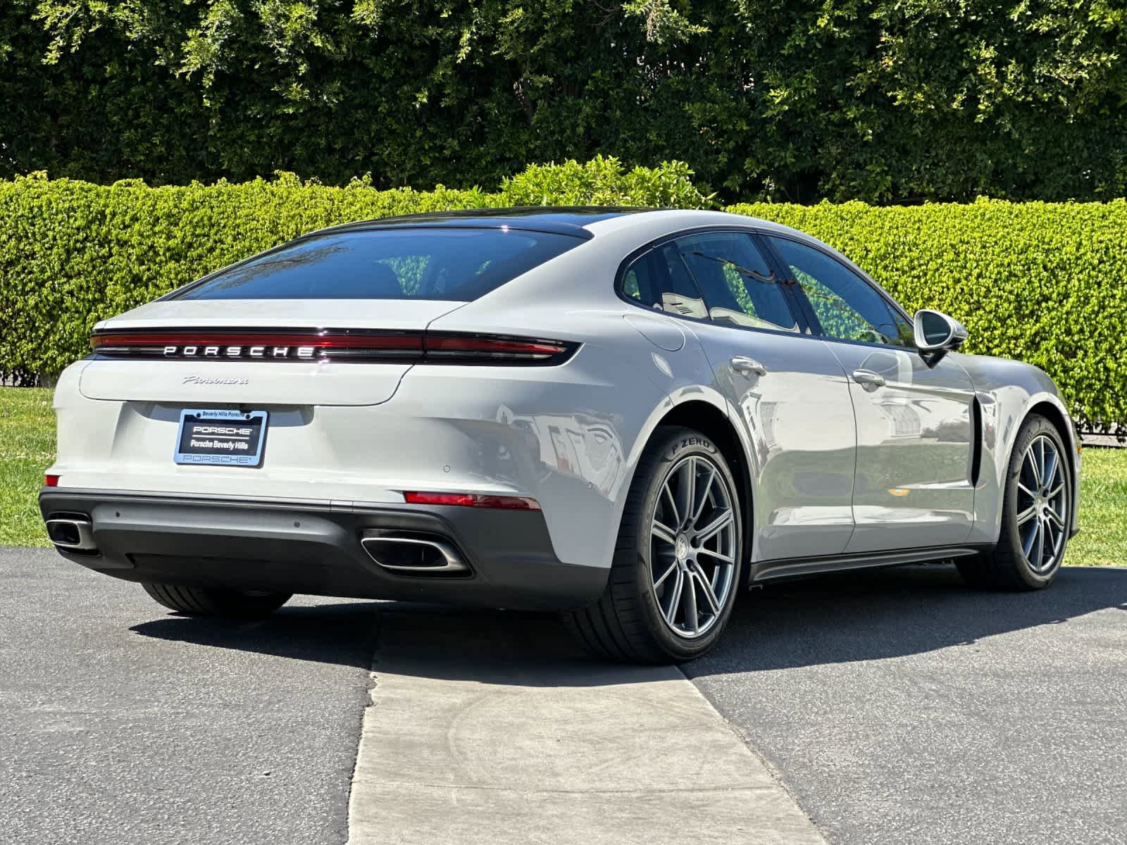 New 2026 Porsche Panamera RWD image 8