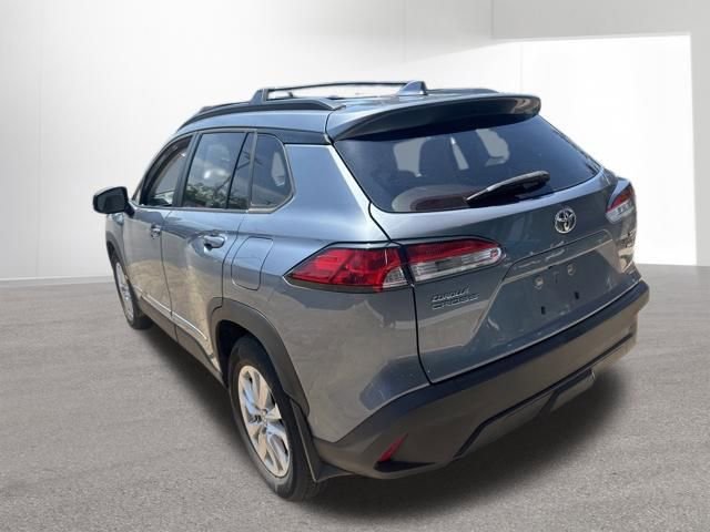 Used 2023 Toyota Corolla Cross LE w/ Moonroof Package AWD/4WD image 13