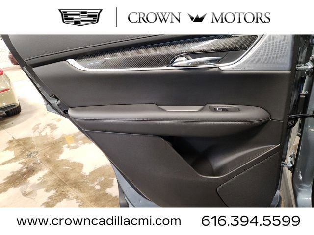 Certified 2023 Cadillac XT6 Sport w/ LPO, Floor Liner Package image 27