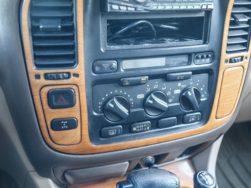 Used 1998 Toyota Land Cruiser AWD/4WD image 30