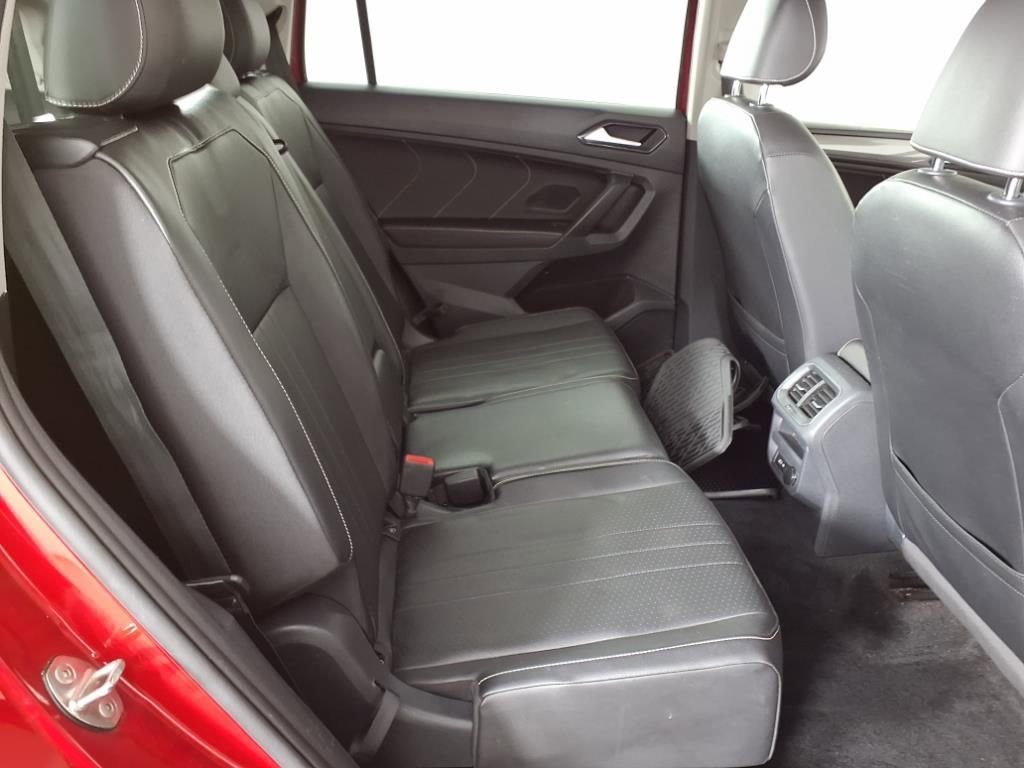 Used 2022 Volkswagen Tiguan SE image 11