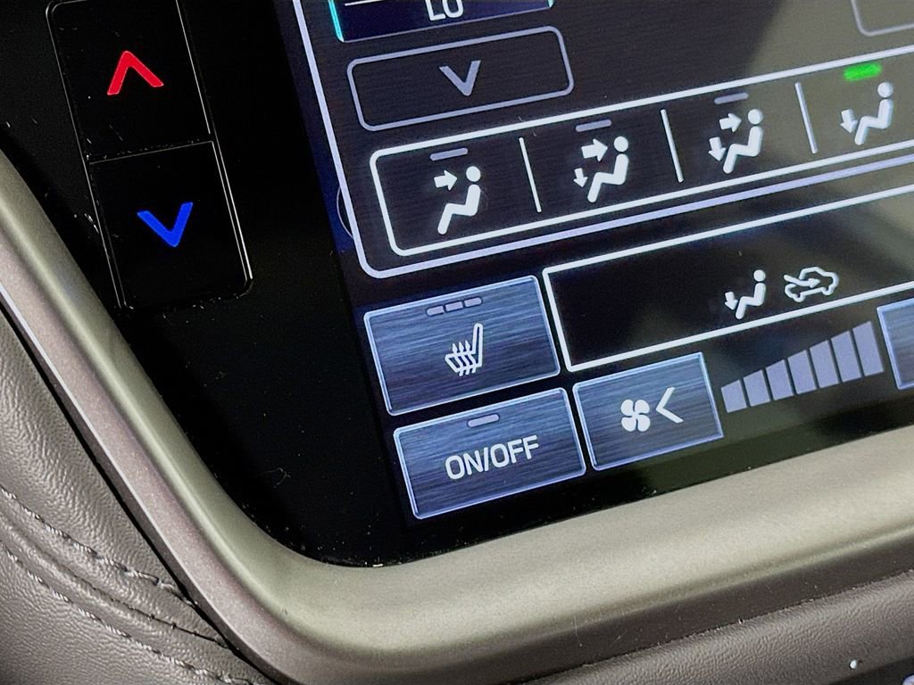 Certified 2025 Subaru Outback Onyx Edition image 27