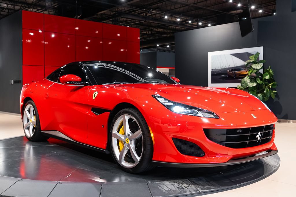 Certified 2020 Ferrari Portofino RWD image 57