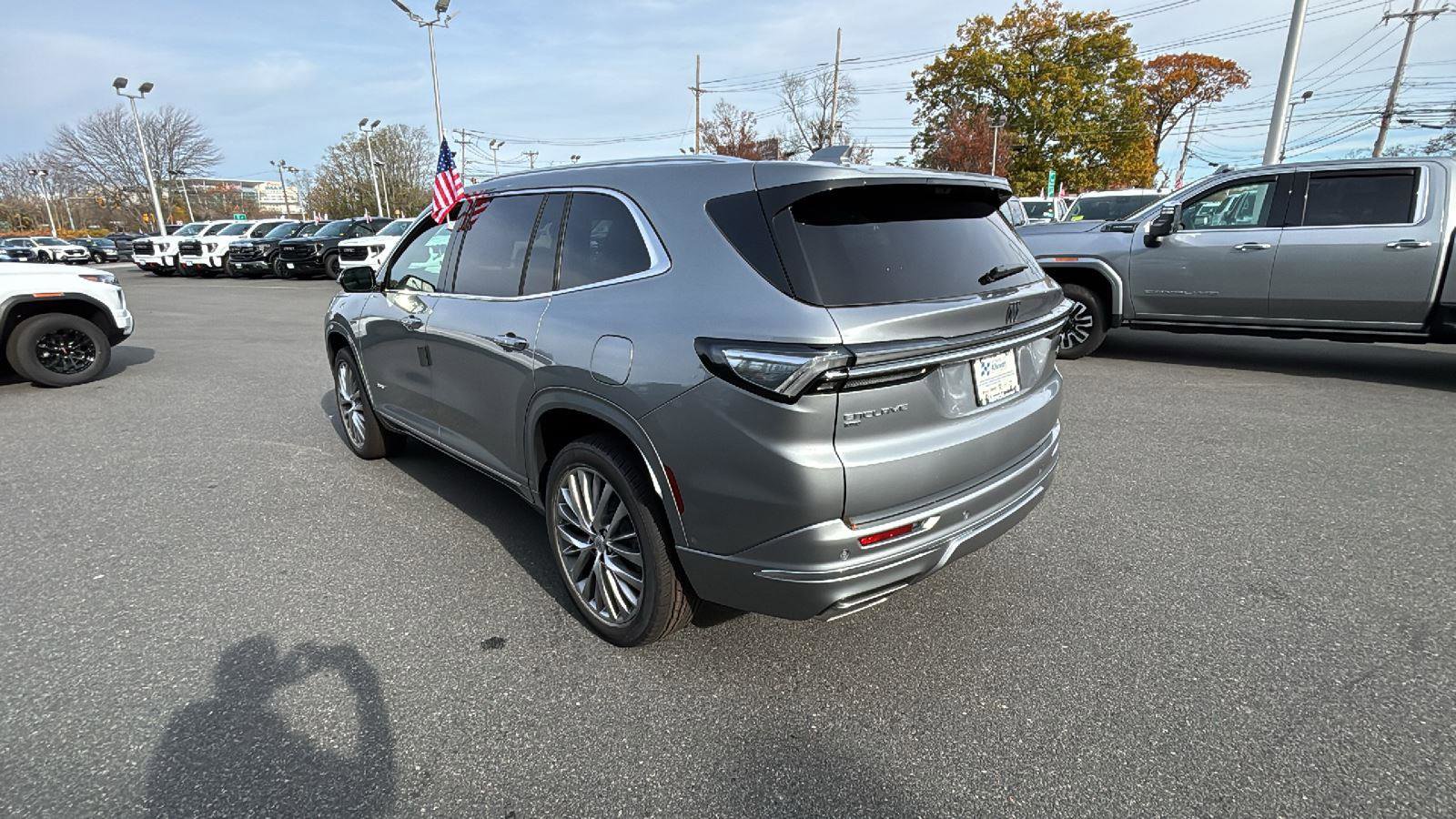 New 2026 Buick Enclave Avenir w/ Super Cruise Package image 5