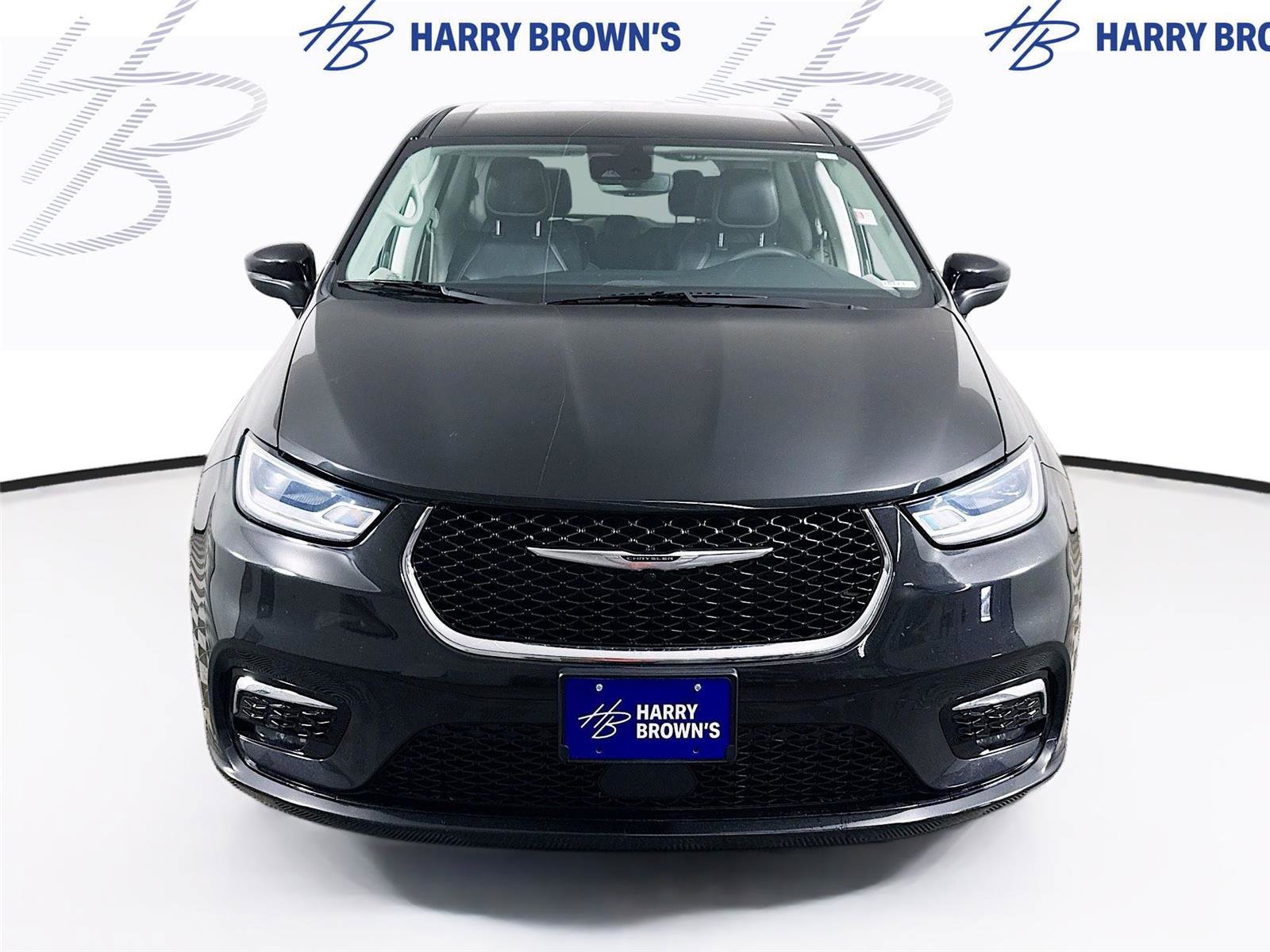 Used 2023 Chrysler Pacifica Touring-L image 27