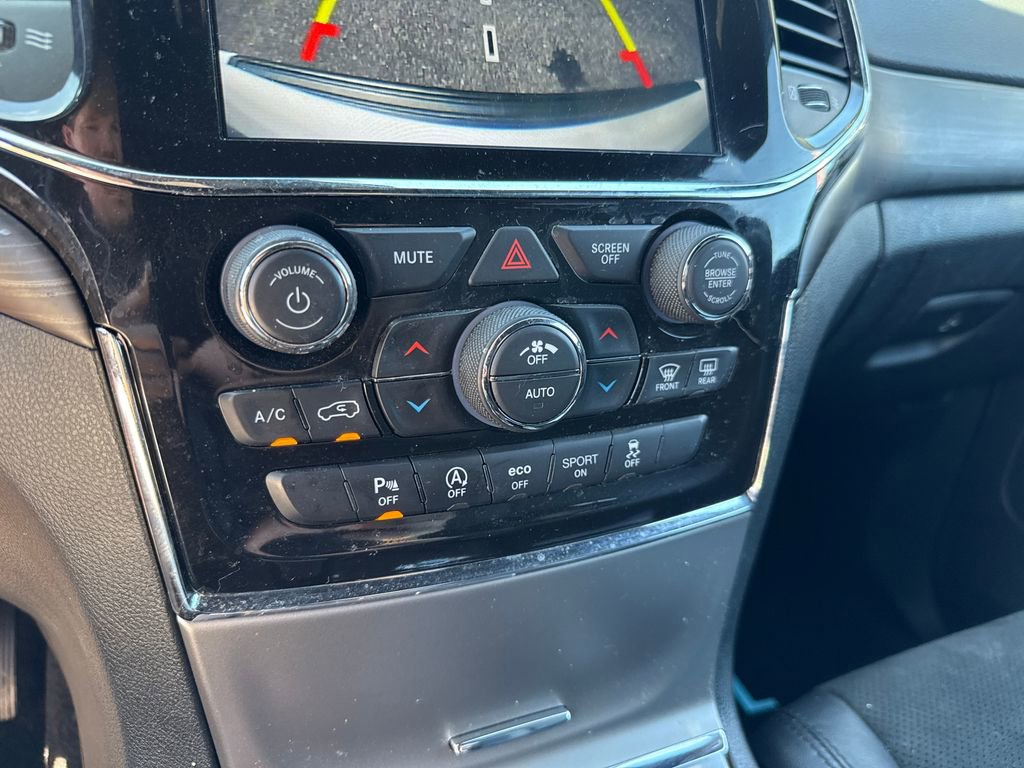 Used 2021 Jeep Grand Cherokee Laredo X AWD/4WD image 20
