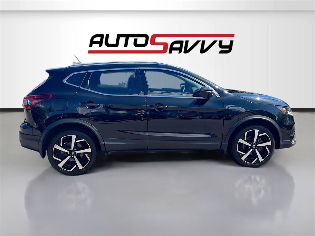 Used 2022 Nissan Rogue Sport SL w/ Premium Package image 8