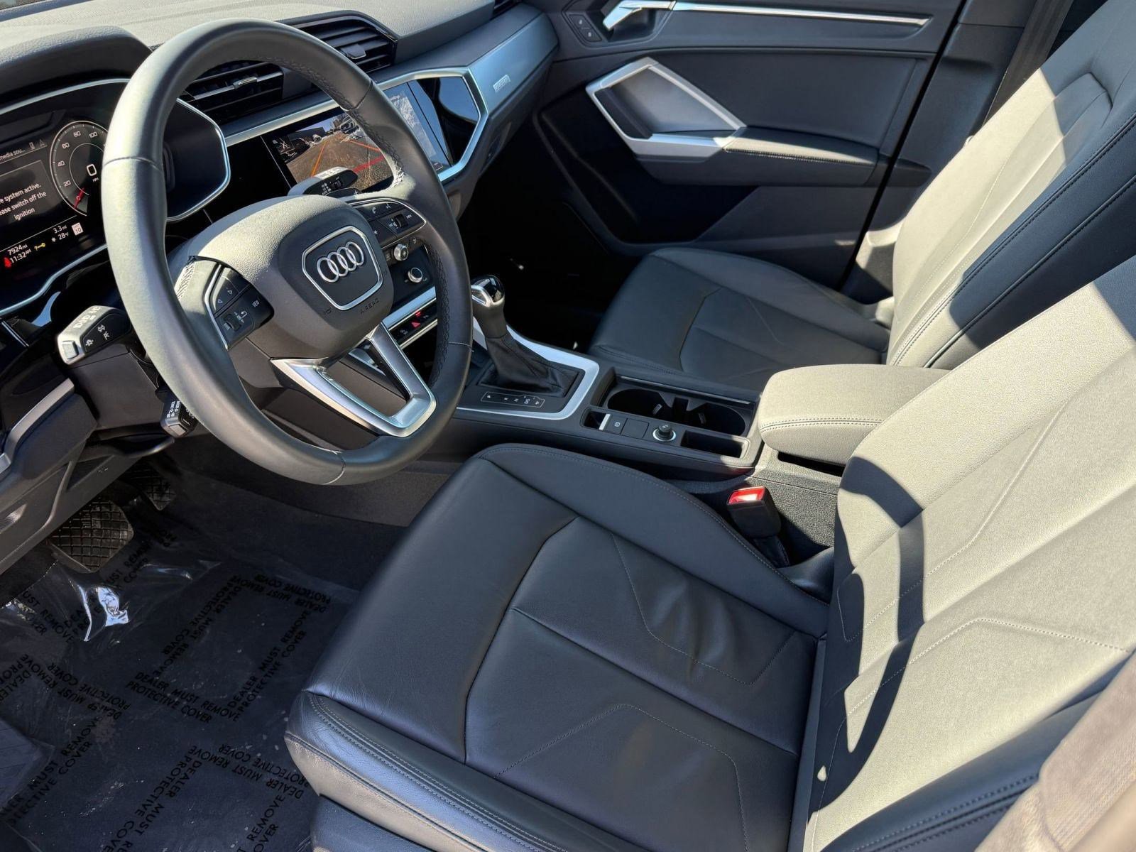 Certified 2025 Audi Q3 2.0T Premium Plus w/ Premium Plus Package image 5