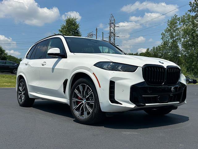 Used 2024 BMW X5 xDrive40i w/ M Sport Package