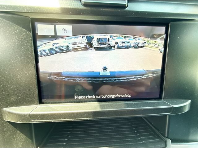 New 2026 Ford F550 4x4 Crew Cab image 18