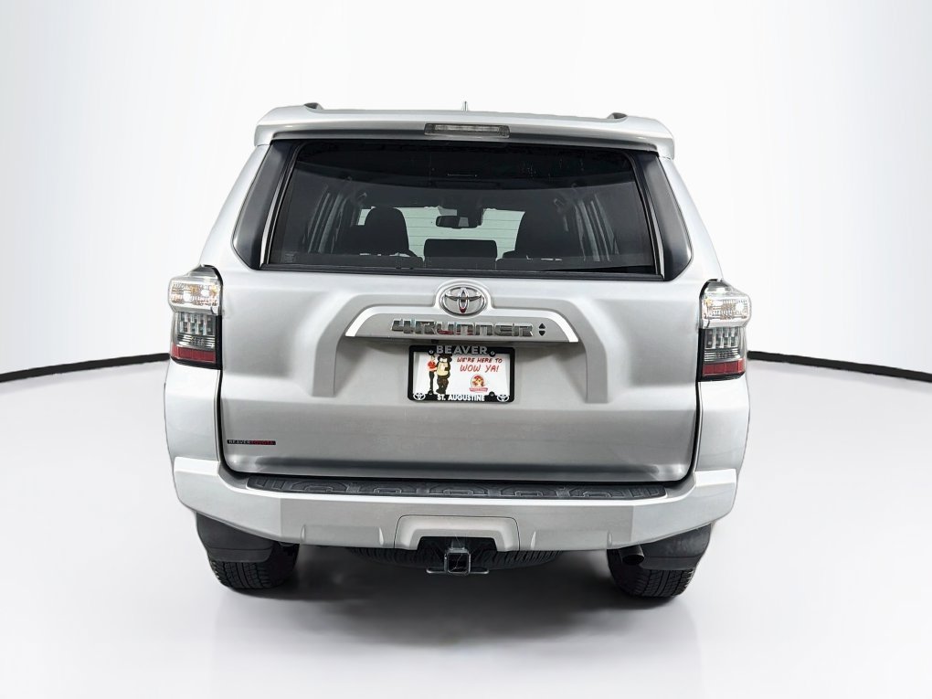 Used 2024 Toyota 4Runner SR5 RWD image 8