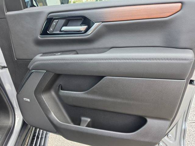New 2026 GMC Yukon XL Denali w/ Sun & Power Step Package AWD/4WD image 28