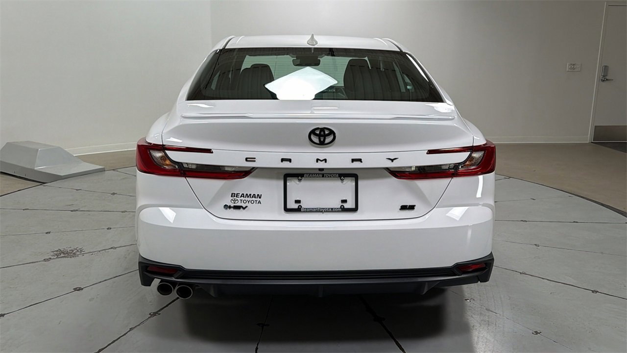 Used 2026 Toyota Camry SE w/ Multimedia Upgrade Package image 4