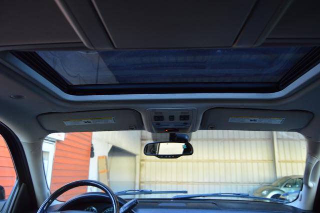 Used 2008 GMC Yukon XL Denali AWD/4WD image 23