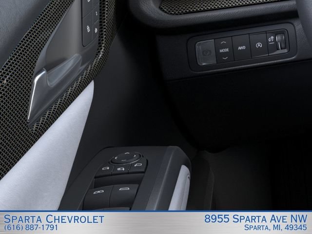 New 2026 Chevrolet Traverse High Country w/ LPO, Floor Liner Package AWD/4WD image 22