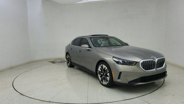 Used 2025 BMW 530i RWD image 68