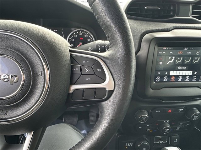 Used 2020 Jeep Renegade Latitude image 27