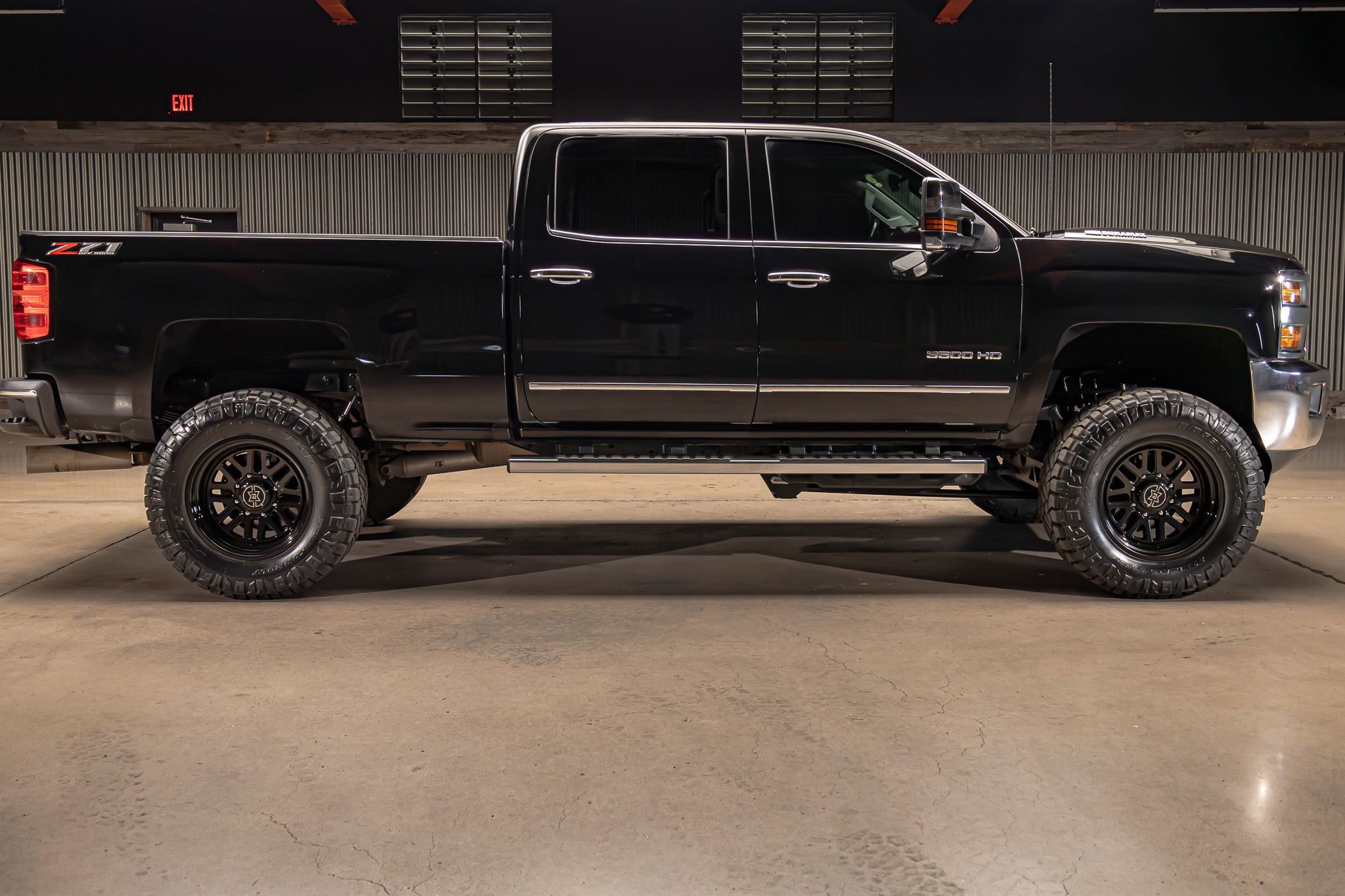 Used 2018 Chevrolet Silverado 3500 LTZ w/ Duramax Plus Package AWD/4WD image 11