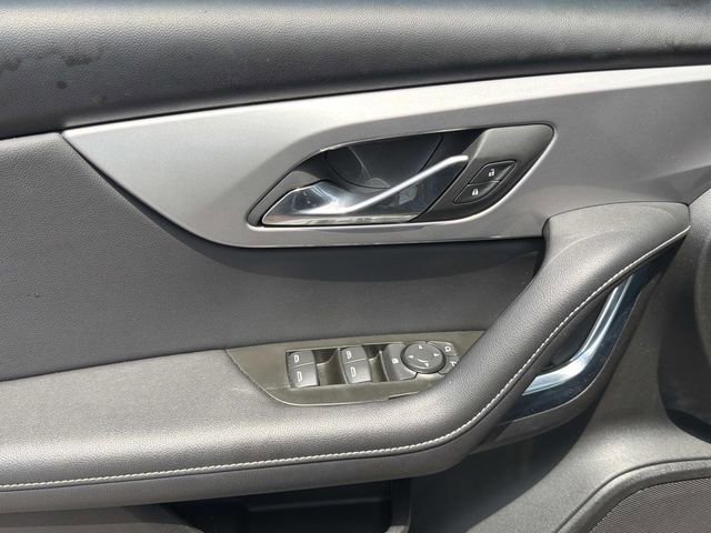 Used 2025 Chevrolet Blazer LT FWD image 15