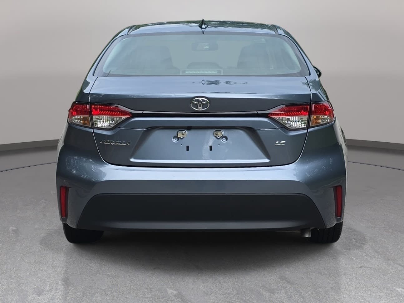 Used 2025 Toyota Corolla LE FWD image 6
