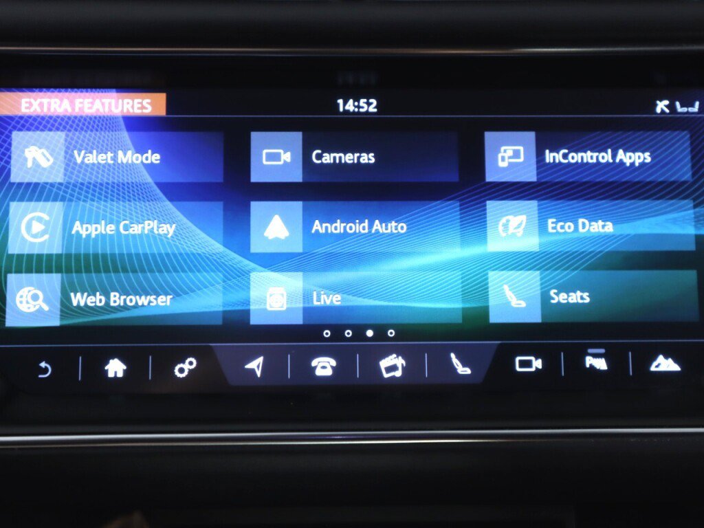 Used 2017 Land Rover Range Rover HSE AWD/4WD image 19