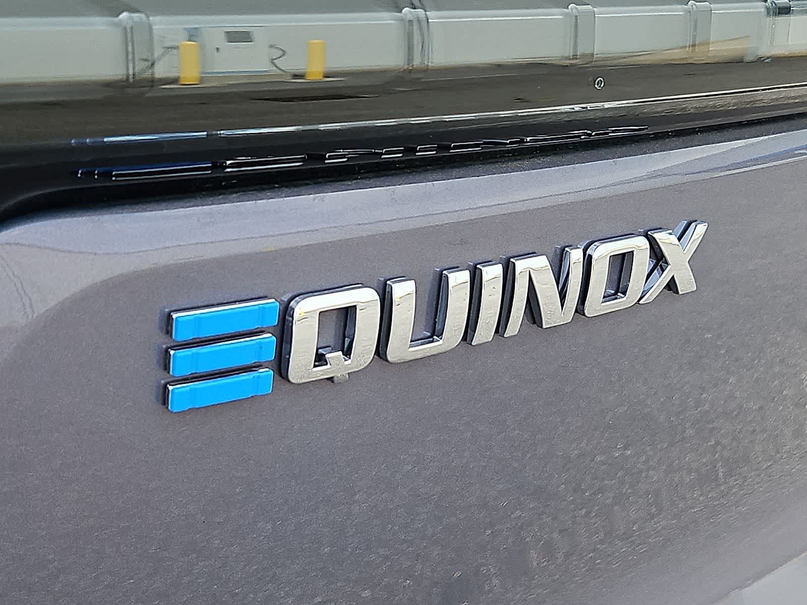 New 2026 Chevrolet Equinox EV LT w/ Convenience Package II FWD image 23
