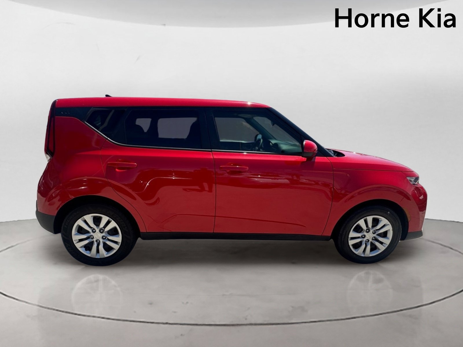 Used 2021 Kia Soul LX FWD image 3