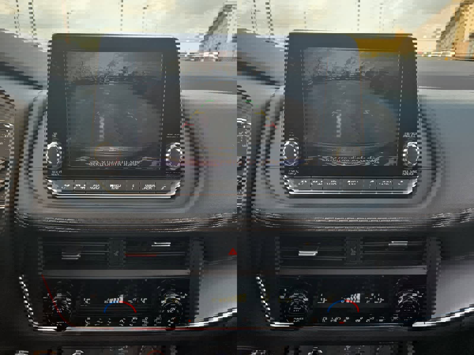 Used 2023 Nissan Rogue SV w/ SV Premium B Package image 17