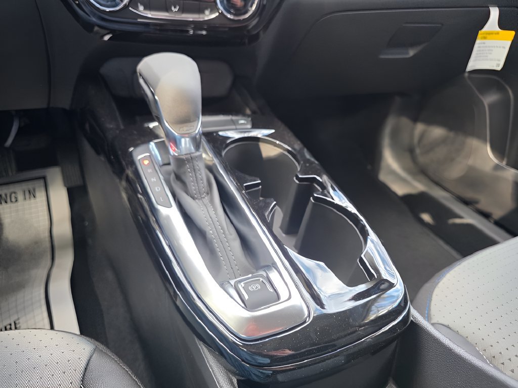 New 2026 Chevrolet Trax LT w/ Midnight Edition FWD image 22