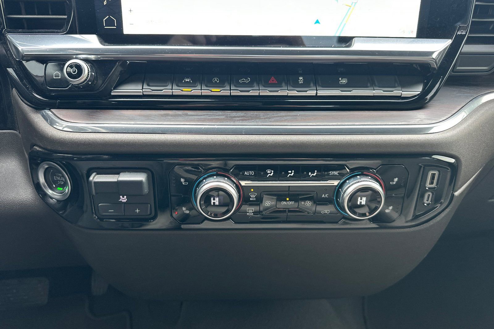 Used 2025 GMC Sierra 1500 SLT image 26