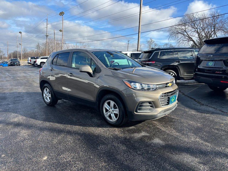 Used 2021 Chevrolet Trax LS w/ Tint and Cruise Package image 7
