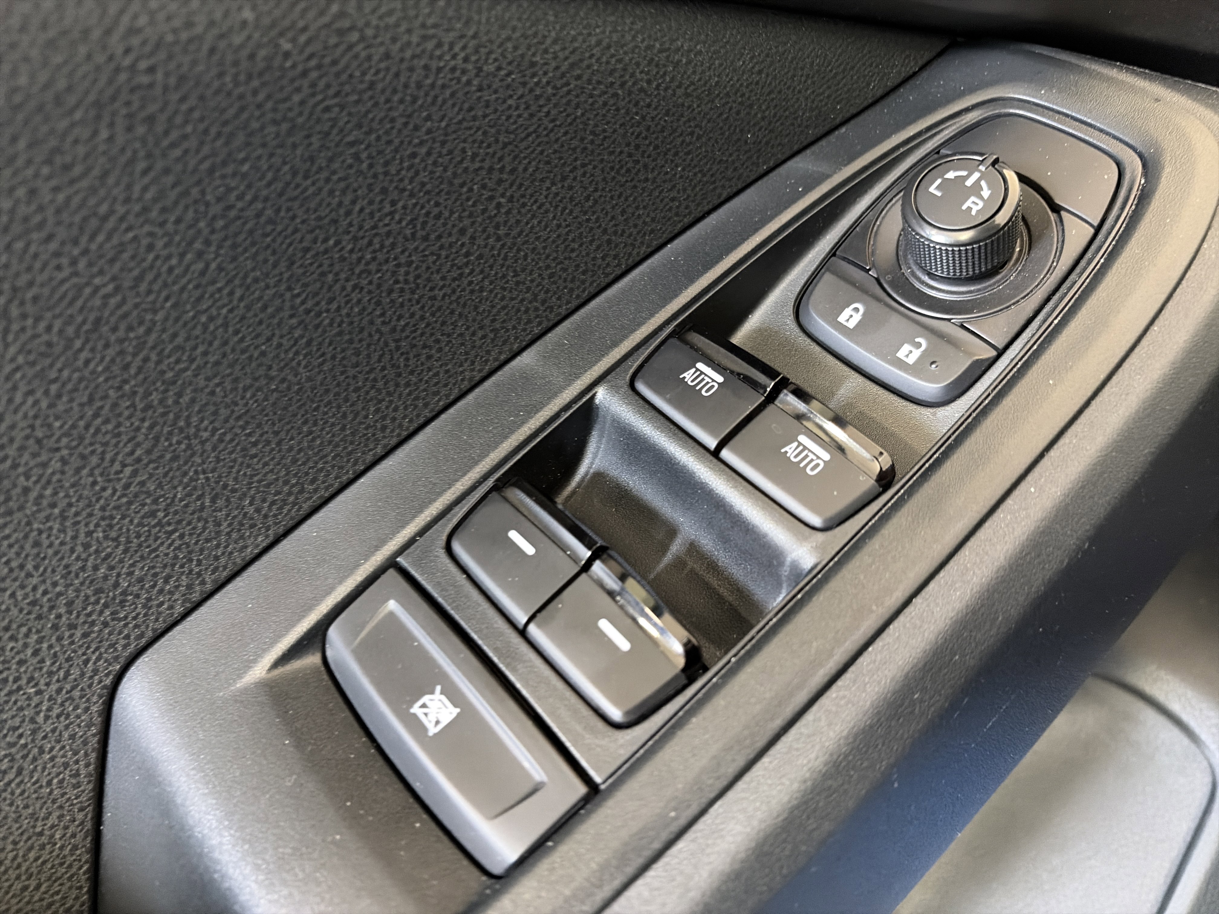 Used 2025 Subaru Impreza 2.0i Sport image 15