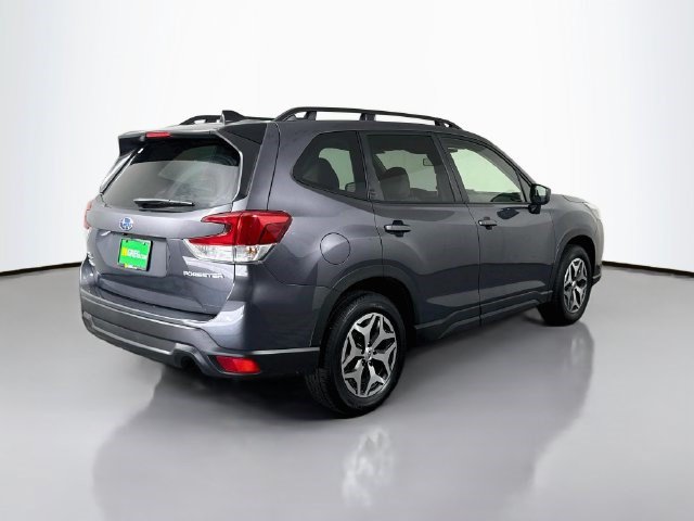 Used 2024 Subaru Forester Premium AWD/4WD image 10