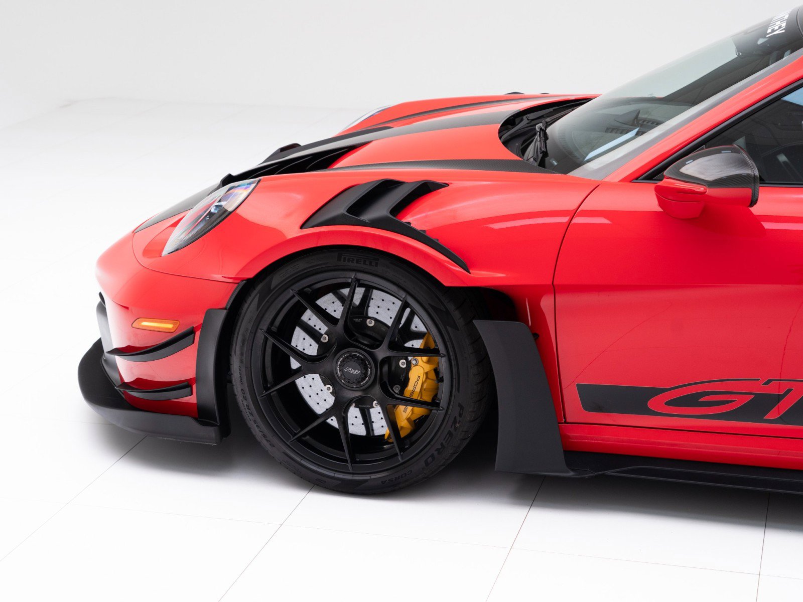 Certified 2025 Porsche 911 GT3 RS RWD image 11