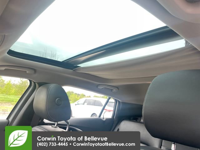 Used 2017 INFINITI QX30 Premium w/ Navigation Package AWD/4WD image 25