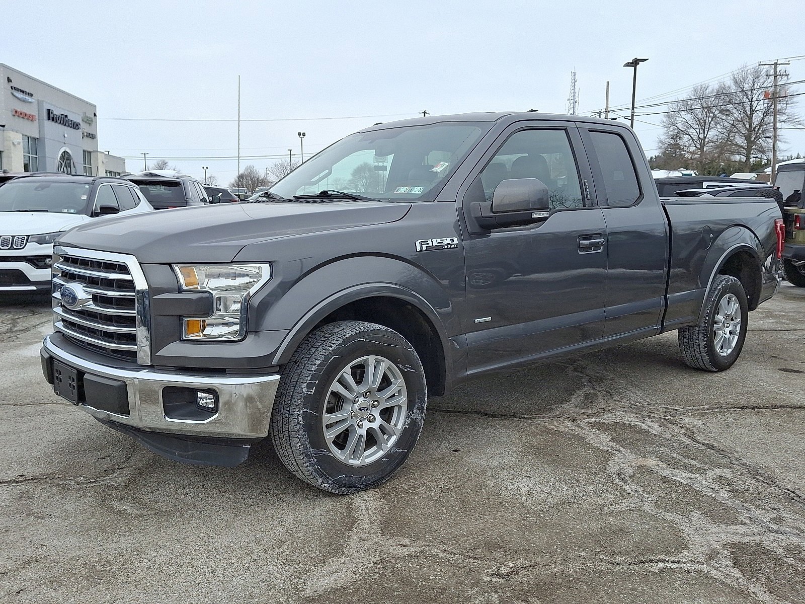 Used 2016 Ford F150 Lariat w/ Equipment Group 501A Mid image 3