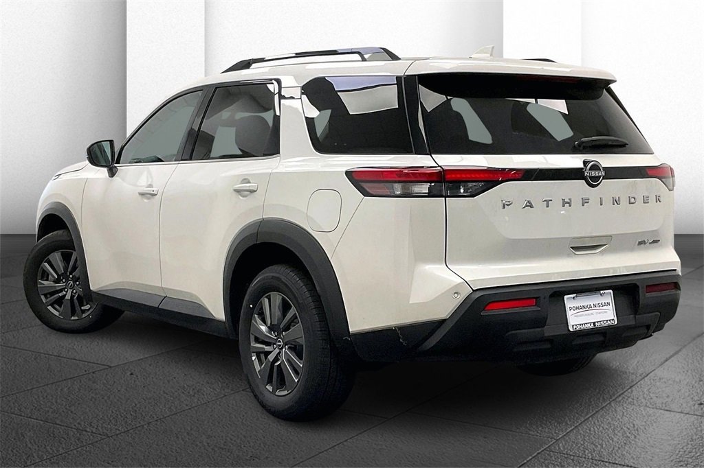 Certified 2024 Nissan Pathfinder SV image 7