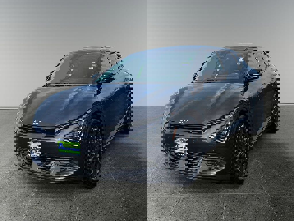 Used 2025 Kia EV6 Light AWD/4WD image 3