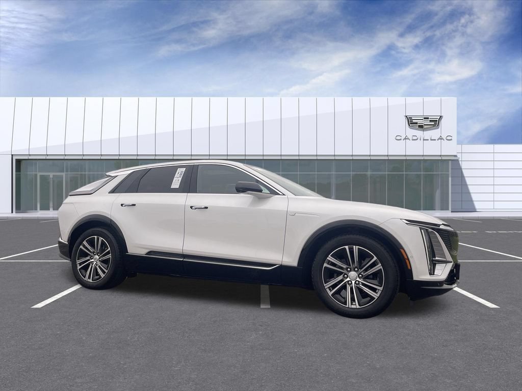 Certified 2024 Cadillac Lyriq Premium Luxury AWD/4WD image 1