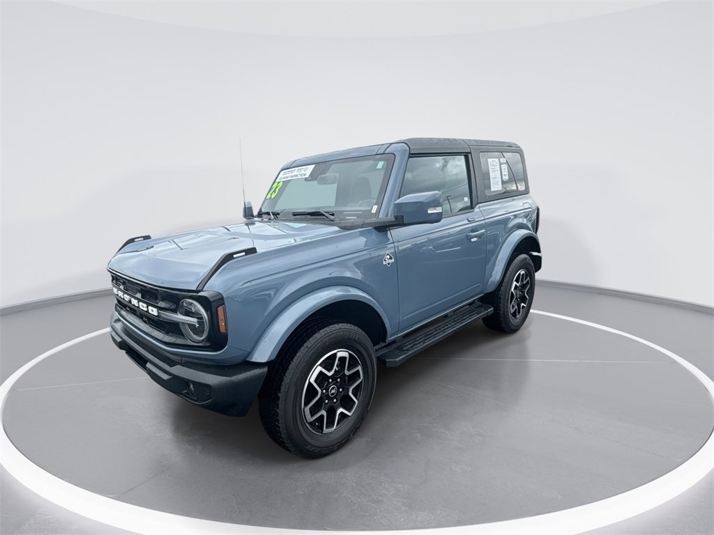 Used 2023 Ford Bronco Outer Banks image 4