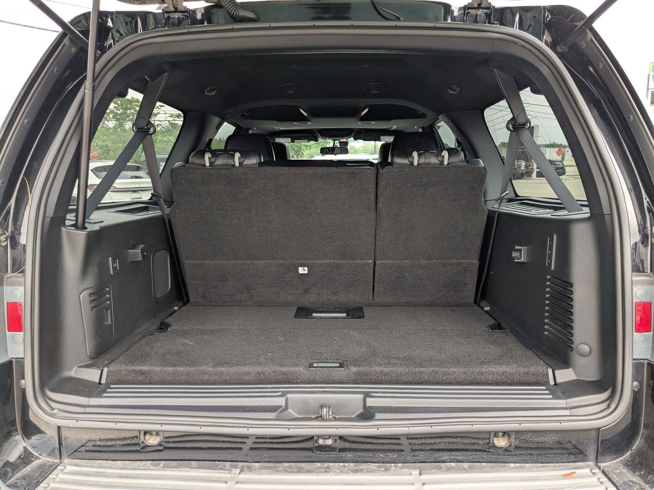 Used 2017 Lincoln Navigator L Select image 24