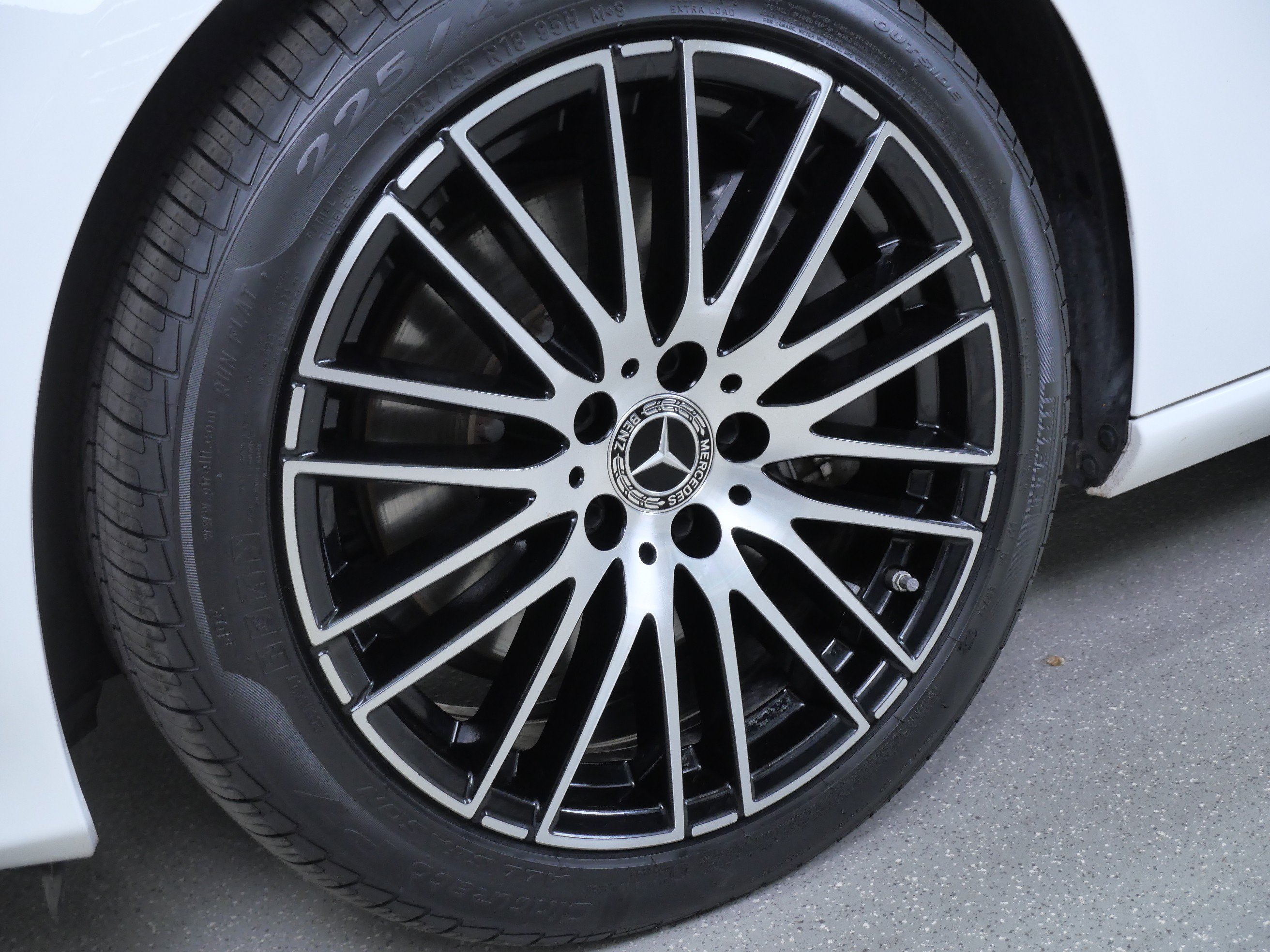 Certified 2023 Mercedes-Benz C 300 4MATIC Sedan image 13