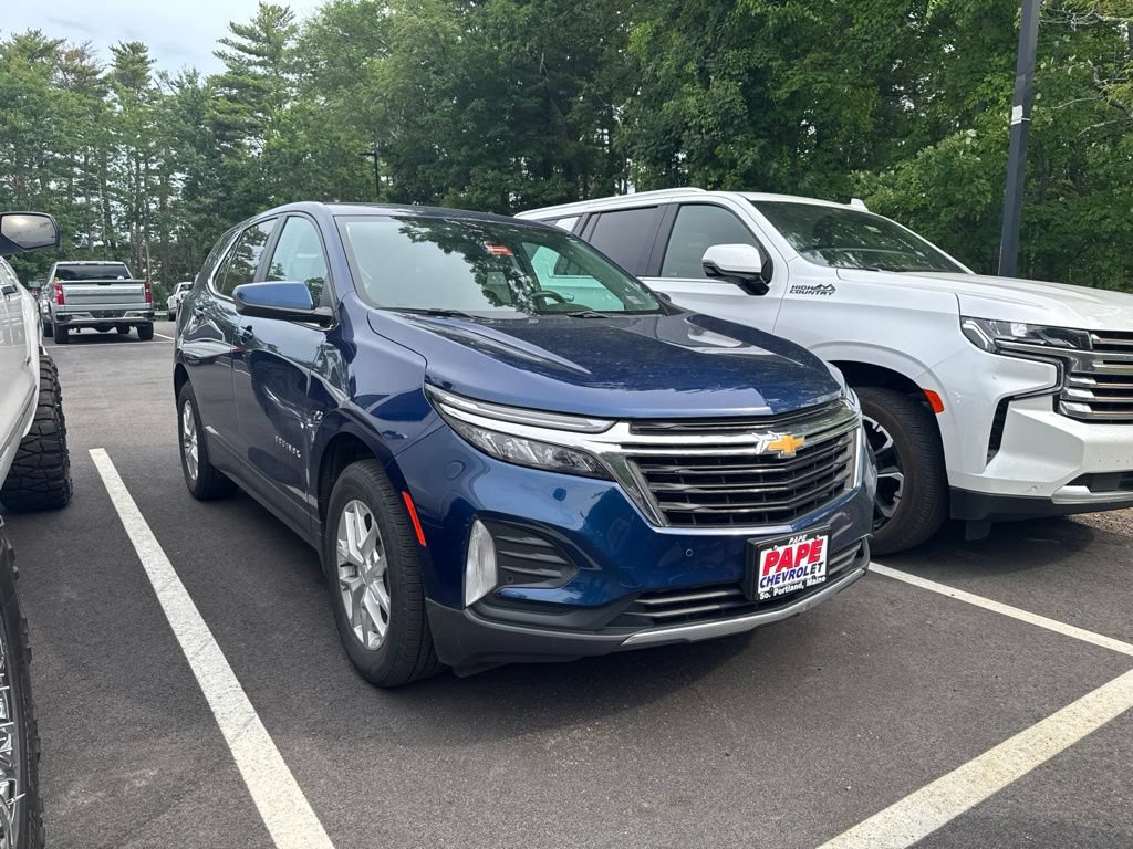 Used 2022 Chevrolet Equinox LT AWD/4WD image 2