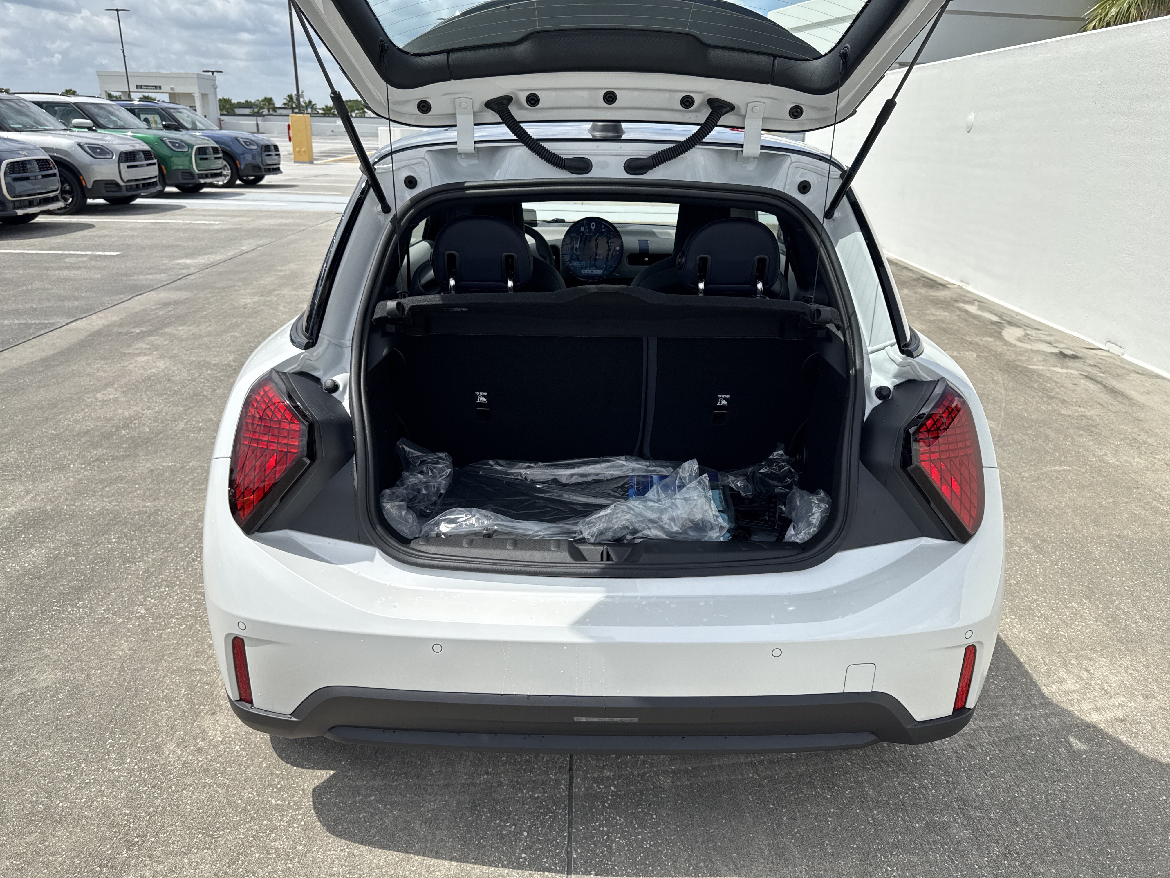 New 2026 MINI Cooper S FWD image 11