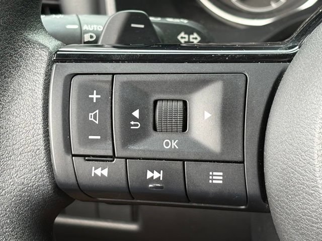 Certified 2023 Nissan Rogue SV AWD/4WD image 18