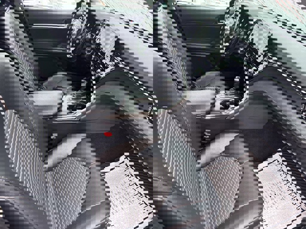 Used 2023 Toyota Camry SE image 15