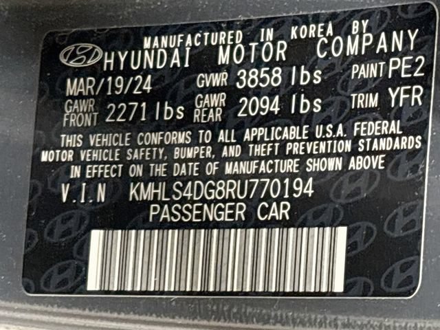Used 2024 Hyundai Elantra SEL w/ Convenience Package FWD image 24